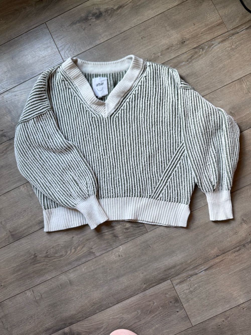 aerie Cream and Olive Ribbed V-Neck Sweater